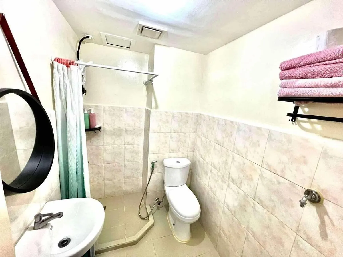 Davao City Seawind Condominium Near Airport Building 4 דירה